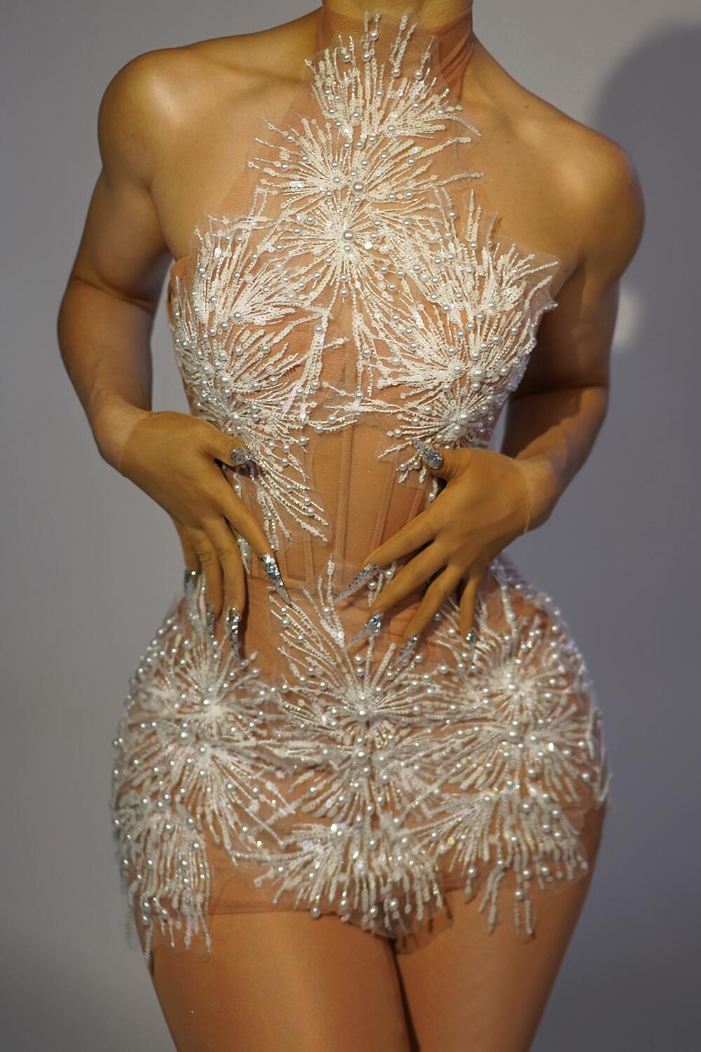 Abito corto da neve con strass - Woman Formal Wear recensione e prezzo