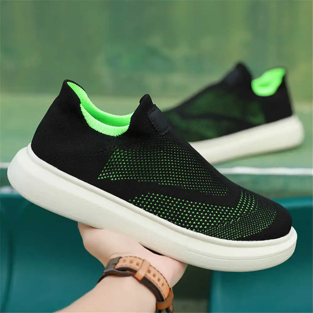 Calze con plateau scarpe marro - Latest Women Formal Wear recensione e prezzo